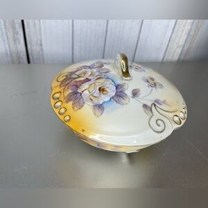 Vintage HAND PAINTED PORCELAIN COVERED POWDER Dish W/ Lid ENESCO JAPAN Floral